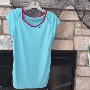 NWT girls XL NIKE T-shirt